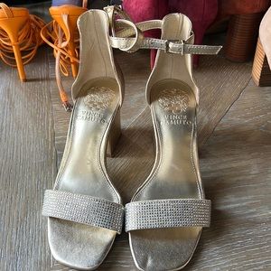 Vince Camuto Gold Block Heel Sandals Crystal Ankle Strap Size 4
